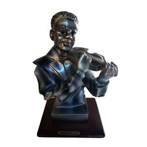 Violinist  Bust Suanti Galleries